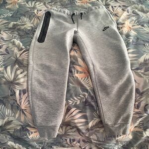 Nike Kids Light Gray Sweatpants with Black Accents